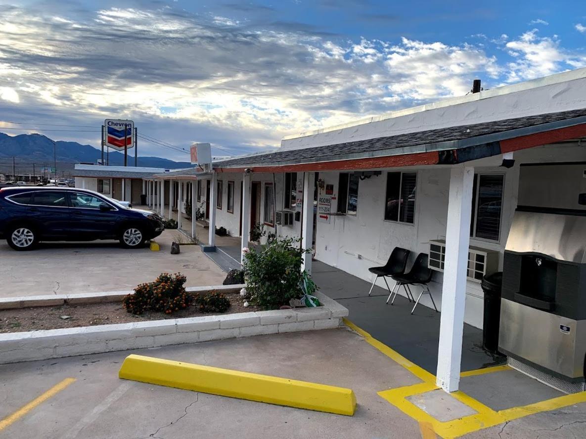 Economy Inn Kingman Exterior photo